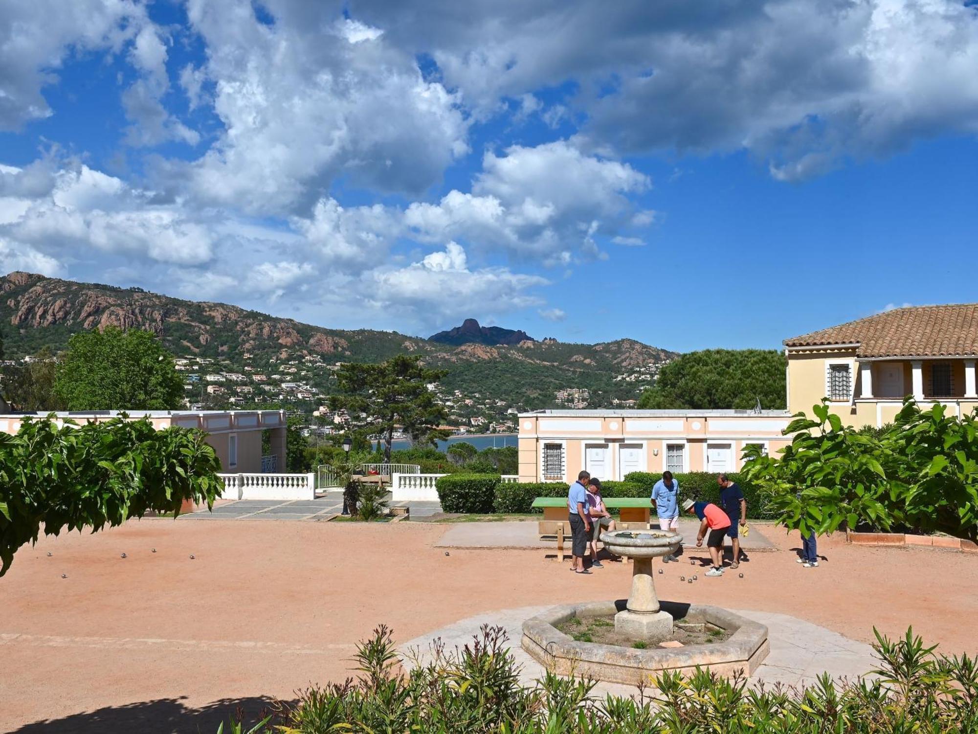 Studio Village Cap Esterel - Le Village-72 By Interhome Saint-Raphaël Exteriér fotografie